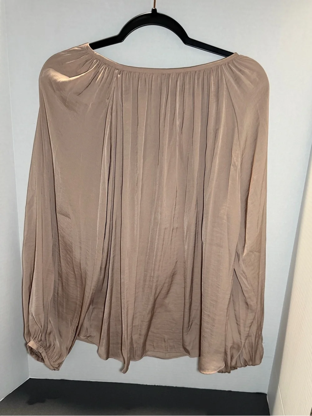 Jennifer Lopez Taupe‎ Lace-Up Peasant Top